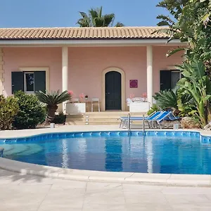 https://villa-bismarkia.sicilyhotelsitaly.net